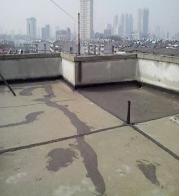 赣榆漏水维修 楼顶漏水是什么原因，楼顶漏水维修方法是什么?